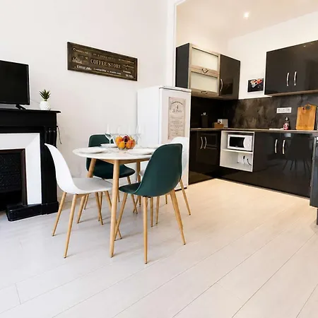 Appartement Charrelle - T2 Lumineux Equipe • 4 Pers • Centre • Tram A Pied Grenoble